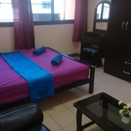 Yaya Guesthouse Bangkok Buitenkant foto