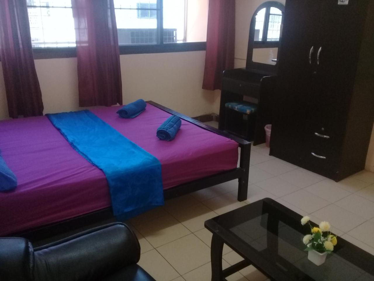 Yaya Guesthouse Bangkok Buitenkant foto