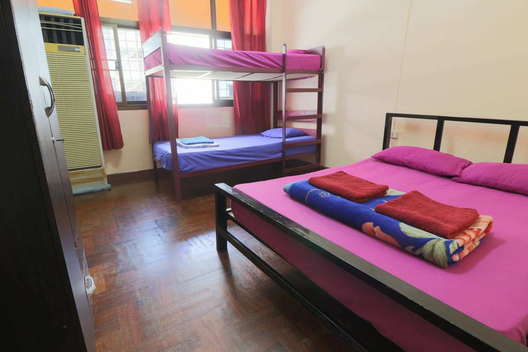 Yaya Guesthouse Bangkok Buitenkant foto