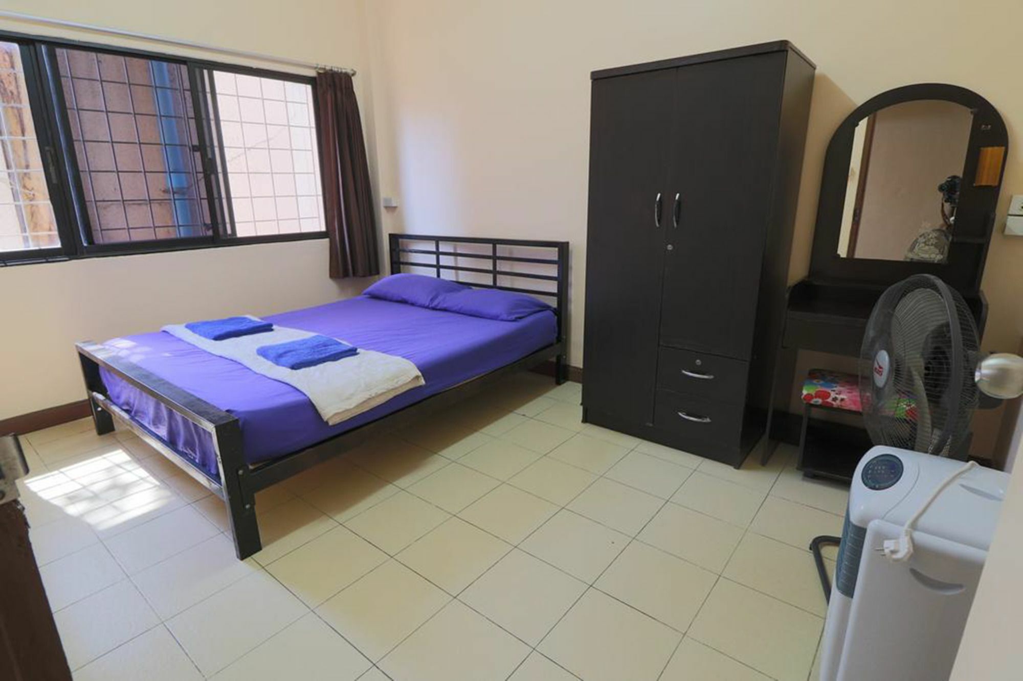 Yaya Guesthouse Bangkok Buitenkant foto